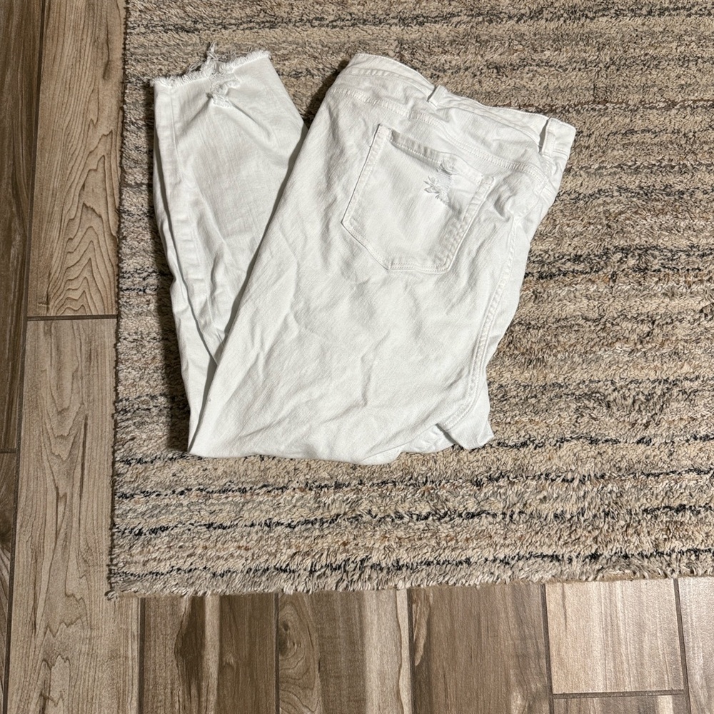 Torrid White Crop Boyfriend Jeans
